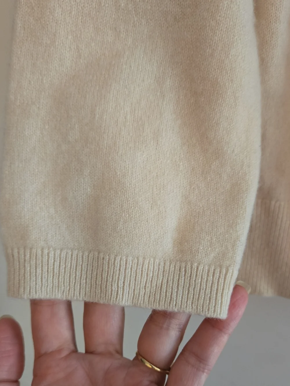 Boden 100% Cashmere Cropped Cardigan 10 Button Front Cream Long Sleeve Neutral
